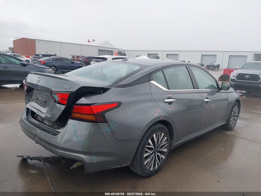 2024 Nissan Altima VIN 1N4BL4DV5RN333300 IAAI salvage auction — REAR END, Clear (Oklahoma), sold $6,600 on 2026-08-01 (photo 4)