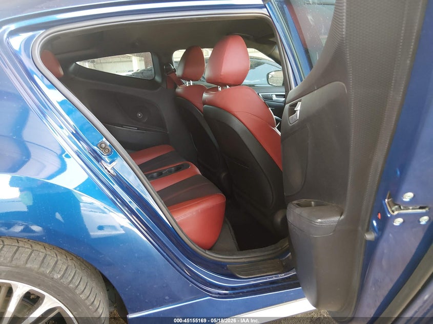 2016 Hyundai Veloster VIN KMHTC6AE3GU285485 IAAI salvage auction — RIGHT FRONT, Salvage Title, sold $1,050 on 2026-07-30 (photo 8)