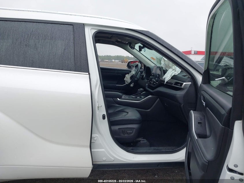 2020 Toyota Highlander VIN 5TDHZRAH8LS513421 IAAI salvage auction — FRONT END, Salvage (Arkansas), sold $10,750 on 2026-07-22 (photo 5)