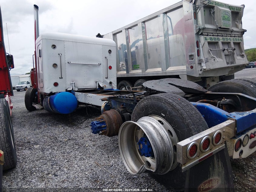 1997 Peterbilt 379 VIN 1XP5DB9X7VN440022 IAAI salvage auction — ROLLOVER, Salvage (Pennsylvania), sold $6,000 on 2026-07-08 (photo 4)