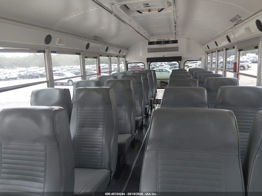 2017 Blue bird School bus / transit bus VIN 1BAKBCPA3HF328728 IAAI salvage auction — NORMAL WEAR, SF97 (South Carolina), sold $14,650 on 2026-07-16 (photo 8)