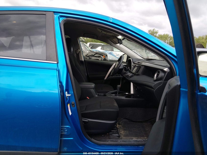 2018 Toyota Rav 4 VIN JTMBFREV1JJ206617 IAAI salvage auction — REAR END, Salvage (Montana), sold $2,250 on 2026-07-08 (photo 5)