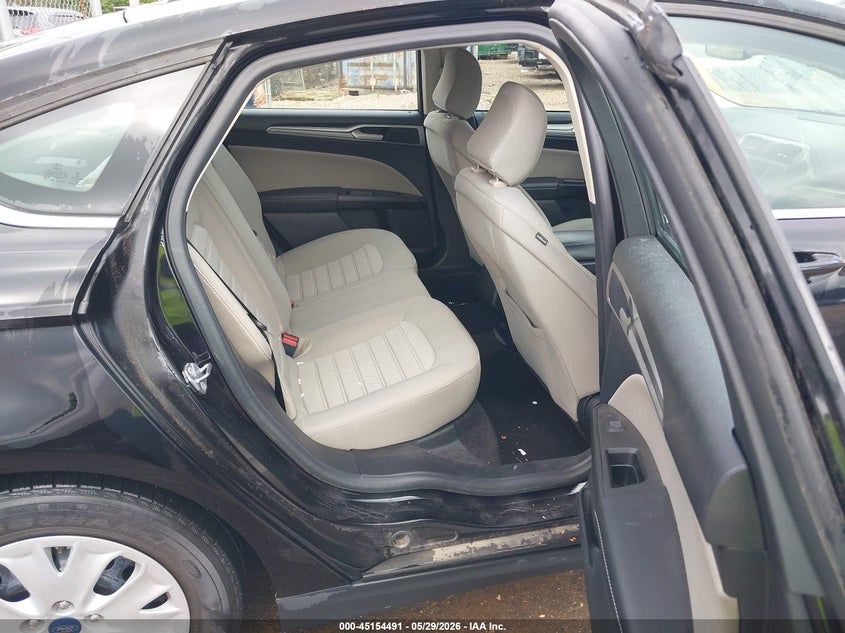 2020 Ford Fusion VIN 3FA6P0G78LR233613 IAAI salvage auction — NORMAL WEAR, Sf97 (Mississippi), sold $11,050 on 2026-07-16 (photo 8)