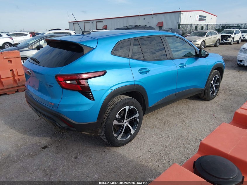 2025 Chevrolet Trax VIN KL77LGEP9SC081017 IAAI salvage auction — HAIL, Salvage (Kansas), sold $10,125 on 2026-07-31 (photo 4)