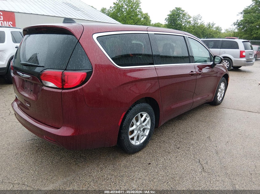 2022 Chrysler Voyager VIN 2C4RC1CG7NR131081 IAAI salvage auction — NORMAL WEAR, Sf97 (Ohio), sold $14,975 on 2026-07-20 (photo 4)