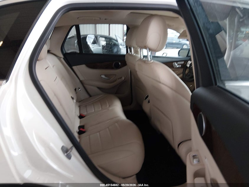 2018 Mercedes-benz Glc VIN WDC0G4JB5JV044190 IAAI salvage auction — REAR END, Salvage (Texas), sold $5,700 on 2026-07-07 (photo 8)