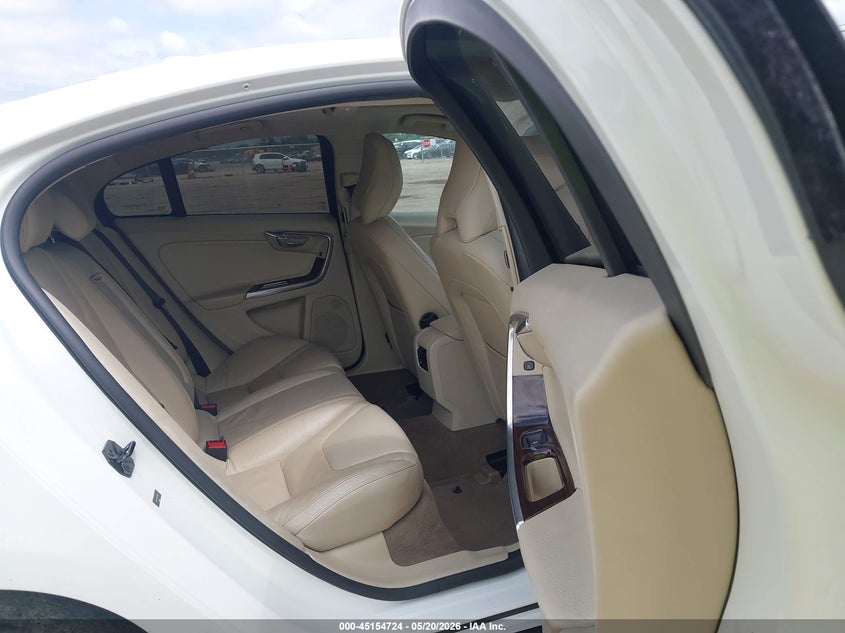 2013 Volvo S60 VIN YV1612FS0D2218911 IAAI salvage auction — FRONT END, Salvage (Texas), sold $375 on 2026-07-28 (photo 8)