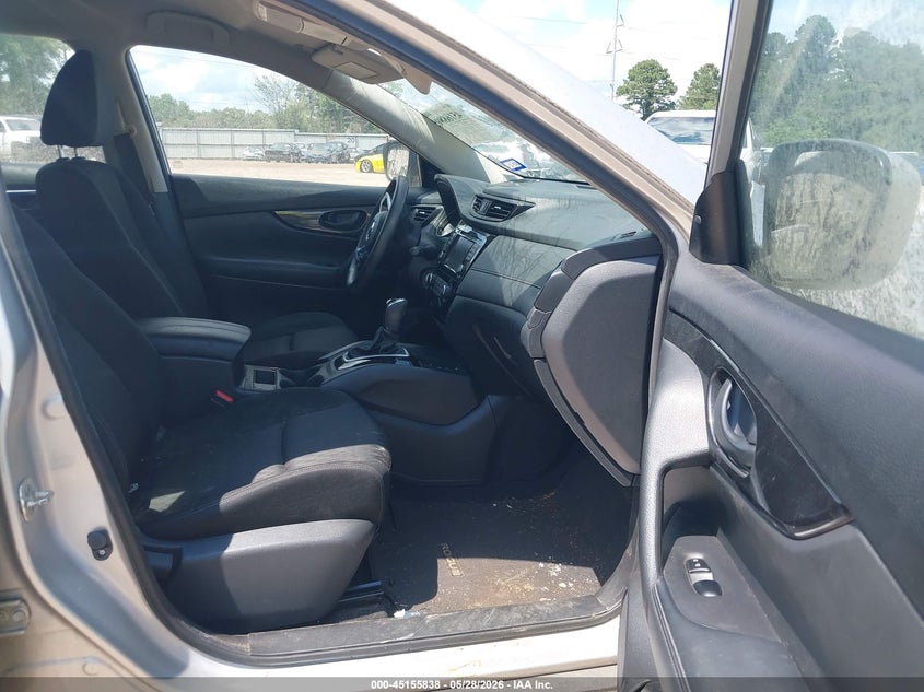 2019 Nissan Rogue VIN KNMAT2MTXKP560808 IAAI salvage auction — ALL OVER, Salvage Title, sold $1,000 on 2026-07-16 (photo 5)