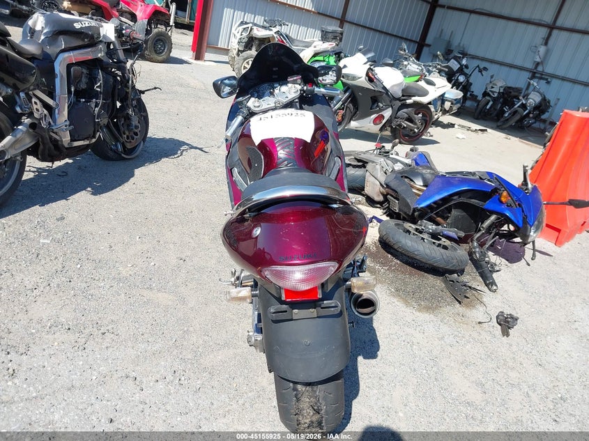 2000 Suzuki Gsx1300 r VIN JS1GW71A0Y2100929 IAAI salvage auction — LEFT & RIGHT, Salvage - Greater Than 75% (Maryland), sold $75 on 2026-07-29 (photo 6)