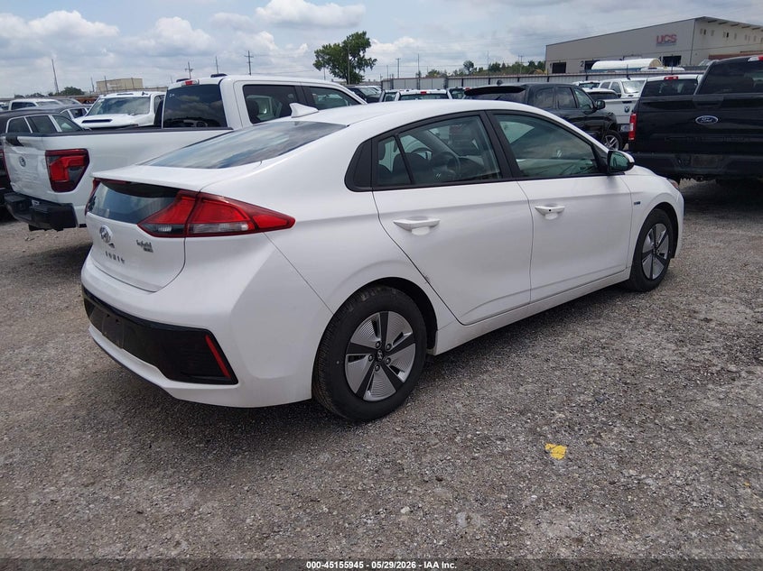 2018 Hyundai Ioniq hybrid VIN KMHC65LC1JU100127 IAAI salvage auction — NORMAL WEAR, Sf97 (Oklahoma), sold $9,000 on 2026-07-09 (photo 4)