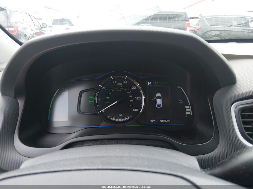 2018 Hyundai Ioniq hybrid VIN KMHC65LC1JU100127 IAAI salvage auction — NORMAL WEAR, Sf97 (Oklahoma), sold $9,000 on 2026-07-09 (photo 7)