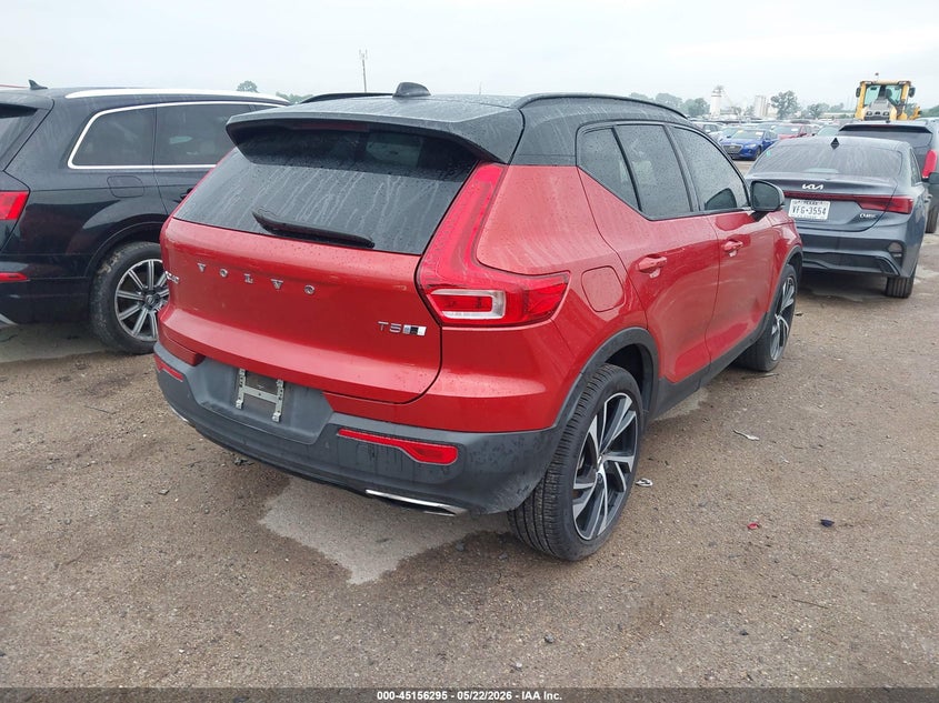 2020 Volvo Xc40 VIN YV4162UM8L2264830 IAAI salvage auction — WATER/FLOOD, Salvage (Texas), sold $525 on 2026-07-28 (photo 4)