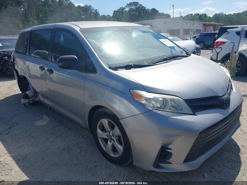 2018 Toyota Sienna VIN 5TDZZ3DC6JS942443 IAAI salvage auction — RIGHT REAR, Rebuildable (Florida), sold $4,150 on 2026-07-14 (photo 1)