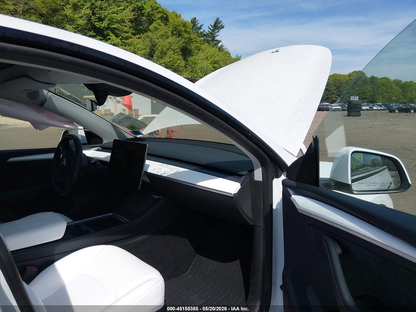 2023 Tesla Model y VIN 7SAYGDEE7PA198050 IAAI salvage auction — LEFT SIDE, Salvage (New Hampshire), sold $14,000 on 2026-07-30 (photo 5)