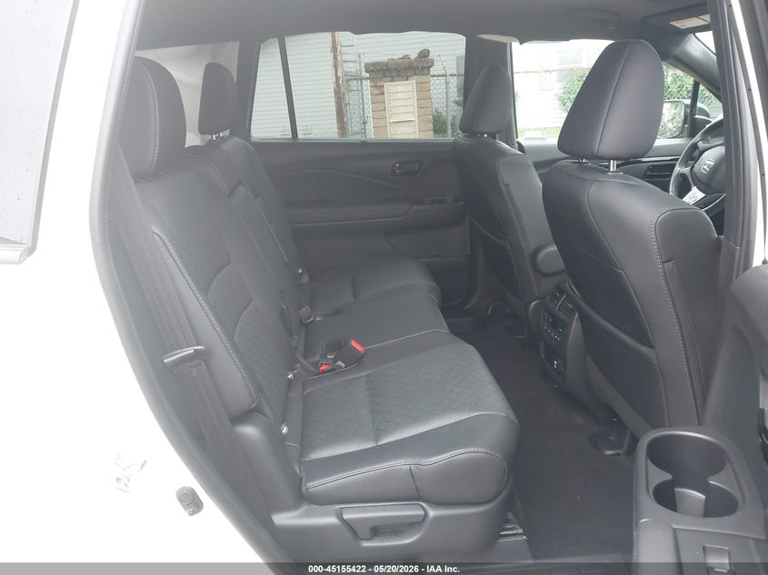 2022 Honda Passport VIN 5FNYF8H05NB030057 IAAI salvage auction — RIGHT FRONT, Salvage (Ohio), sold $9,750 on 2026-07-27 (photo 8)