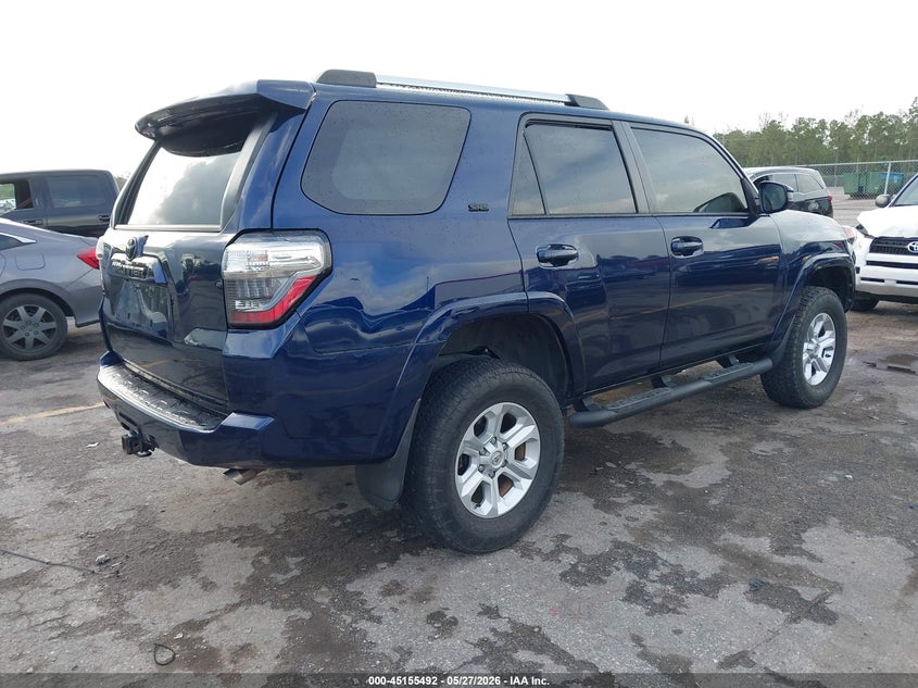 2021 Toyota 4runner VIN JTEEU5JR0M5251318 IAAI salvage auction — LEFT FRONT, Salvage Title, sold $9,050 on 2026-07-13 (photo 4)