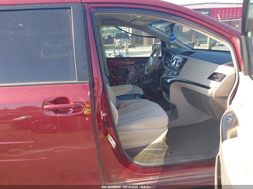 2012 Toyota Sienna VIN 5TDKK3DC3CS191441 IAAI salvage auction — LEFT FRONT, Salvage (North Carolina), sold $850 on 2026-07-09 (photo 5)