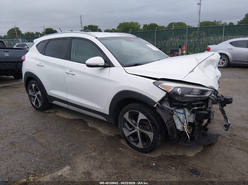 2017 Hyundai Tucson VIN KM8J3CA2XHU423987 IAAI salvage auction — LEFT FRONT, Salvage (Kansas), sold $1,000 on 2026-07-31 (photo 1)