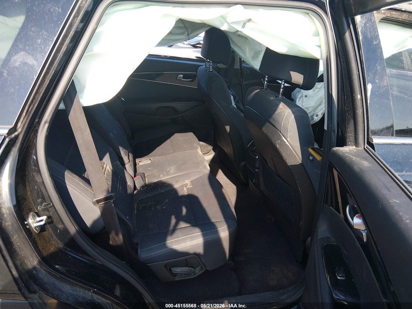 2017 Kia Sorento VIN 5XYPG4A36HG284508 IAAI salvage auction — LEFT & RIGHT, Salvage Non-Reb (South Carolina), sold $725 on 2026-07-15 (photo 8)