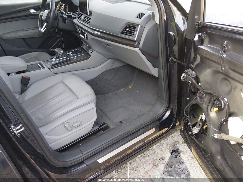 2019 Audi Q5 VIN WA1BNAFY3K2135858 IAAI salvage auction — FRONT END, Clear (South Carolina), sold $8,600 on 2026-07-21 (photo 5)