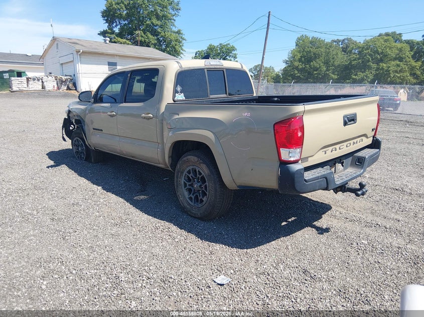 2017 Toyota Tacoma VIN 5TFAZ5CN4HX045041 IAAI salvage auction — FRONT END, Clear (South Carolina), sold $6,600 on 2026-07-28 (photo 3)