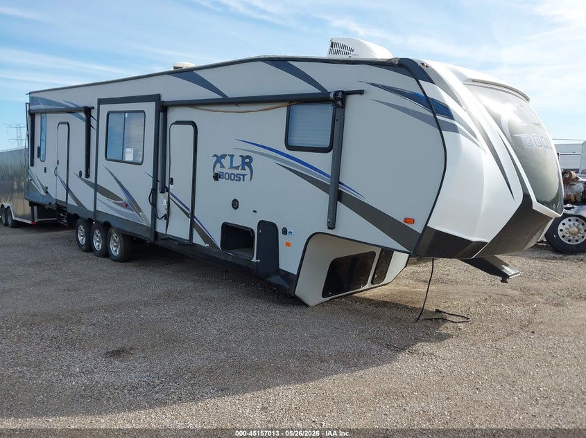 2019 Other Other VIN 5ZT3XL2F9K1011490 IAAI salvage auction — STORM DAMAGE, Salvage (Illinois), sold $5,500 on 2026-07-21 (photo 1)