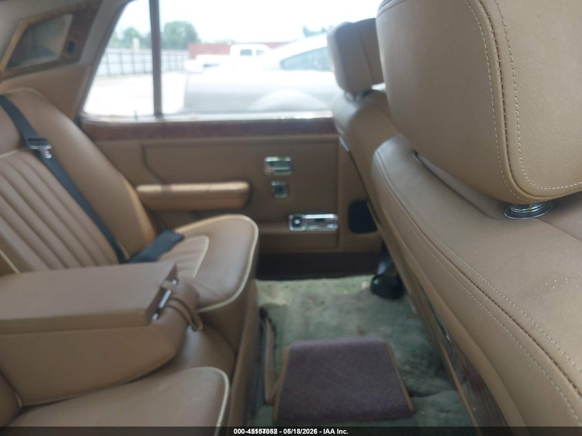 1986 Rolls-royce Silver spur VIN SCAZN42A5GCX14809 IAAI salvage auction — LEFT FRONT, Salvage (Idaho), sold $675 on 2026-07-08 (photo 8)