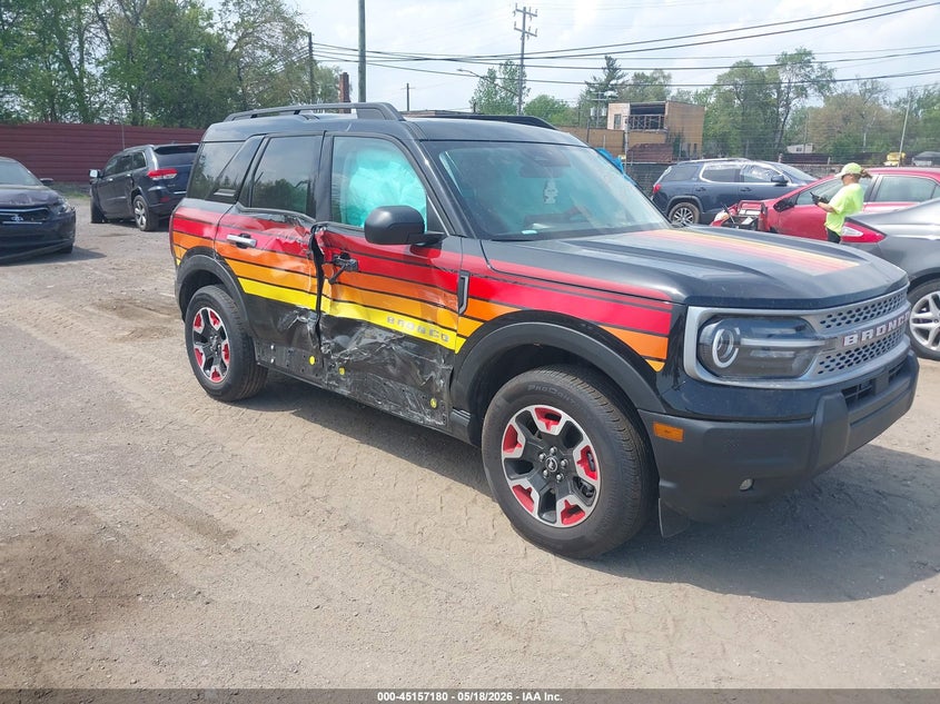 2025 Ford Bronco sport VIN 3FMCR9KN1SRE83156 — IAAI salvage auction photo