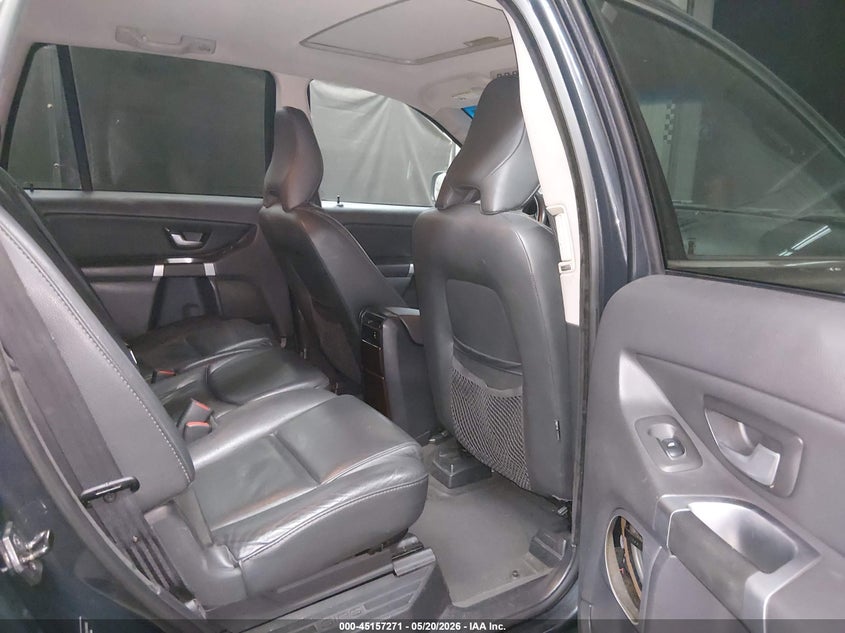 2010 Volvo Xc90 VIN YV4982CZ2A1566062 IAAI salvage auction — RIGHT REAR, Salvage (Arizona), sold $750 on 2026-07-21 (photo 8)