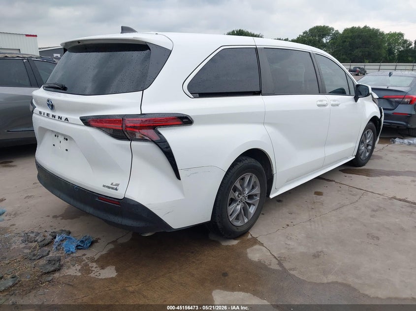2022 Toyota Sienna VIN 5TDKRKEC4NS130087 IAAI salvage auction — FRONT END, Salvage Title, sold $12,200 on 2026-07-28 (photo 4)