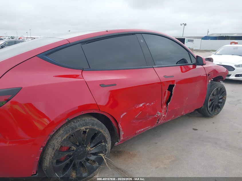 2022 Tesla Model y VIN 7SAYGDEF3NF488410 IAAI salvage auction — SIDE, Clear (Oklahoma), sold $25 on 2026-08-01 (photo 6)
