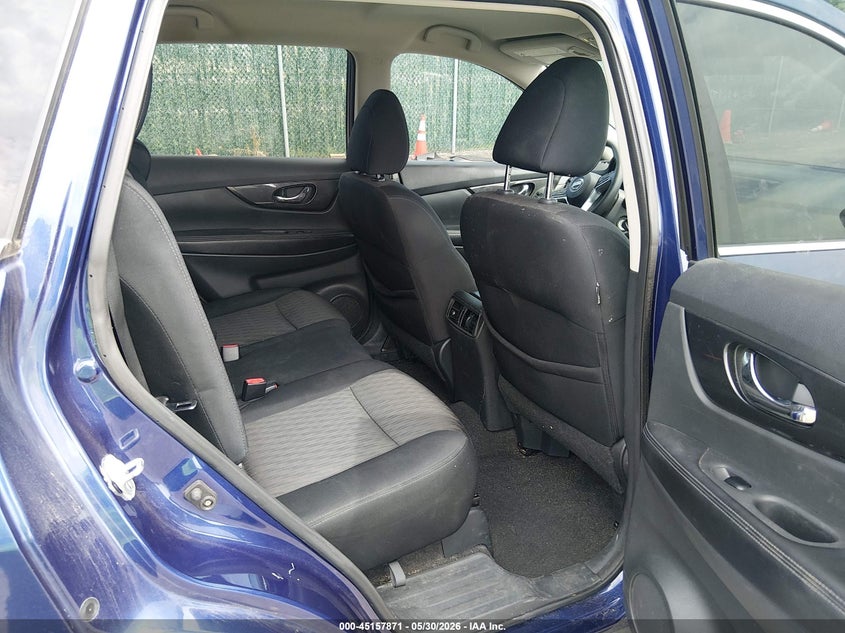 2017 Nissan Rogue VIN 5N1AT2MM7HC780623 IAAI salvage auction — HAIL, Salvage (Kansas), sold $2,800 on 2026-07-10 (photo 8)