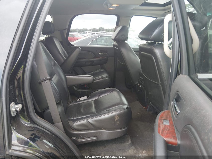 2008 Cadillac Escalade VIN 1GYFK63868R168817 IAAI salvage auction — WATER/FLOOD, Salvage (Louisiana), sold $675 on 2026-07-23 (photo 8)