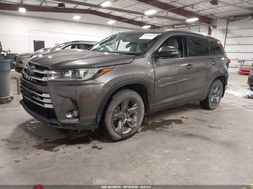 2017 Toyota Highlander VIN 5TDDZRFH8HS411907 IAAI salvage auction — SIDE, Salvage (Iowa), sold $7,900 on 2026-07-09 (photo 2)