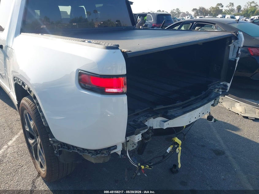 2025 Rivian R1t VIN 7FCTGBAA0SN036430 IAAI salvage auction — REAR END, Salvage (California), sold $20,200 on 2026-07-30 (photo 6)