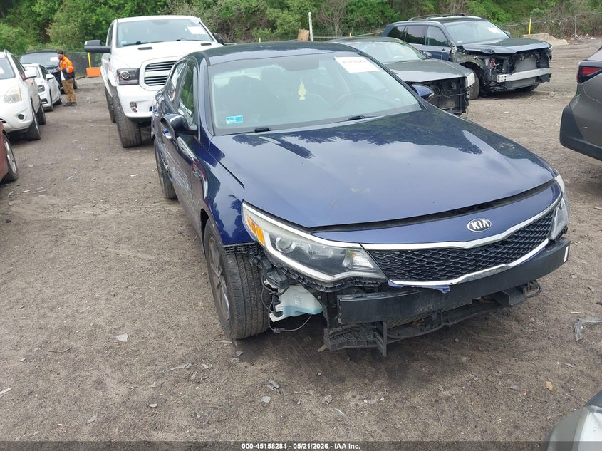 2016 Kia Optima VIN 5XXGT4L15GG009304 IAAI salvage auction — FRONT & REAR, Salvage (Rhode Island), sold $800 on 2026-07-07 (photo 1)