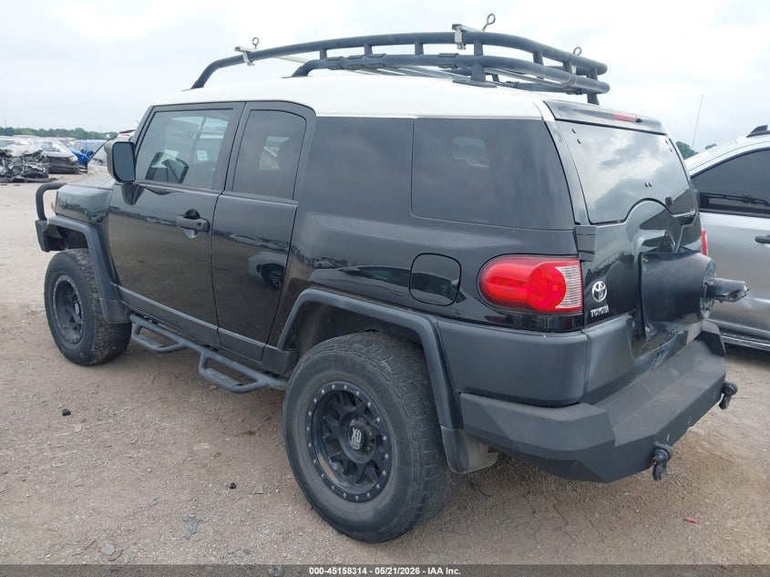 2010 Toyota Fj cruiser VIN JTEBU4BFXAK075506 IAAI salvage auction — HAIL, Original (Texas), sold $4,250 on 2026-07-28 (photo 3)