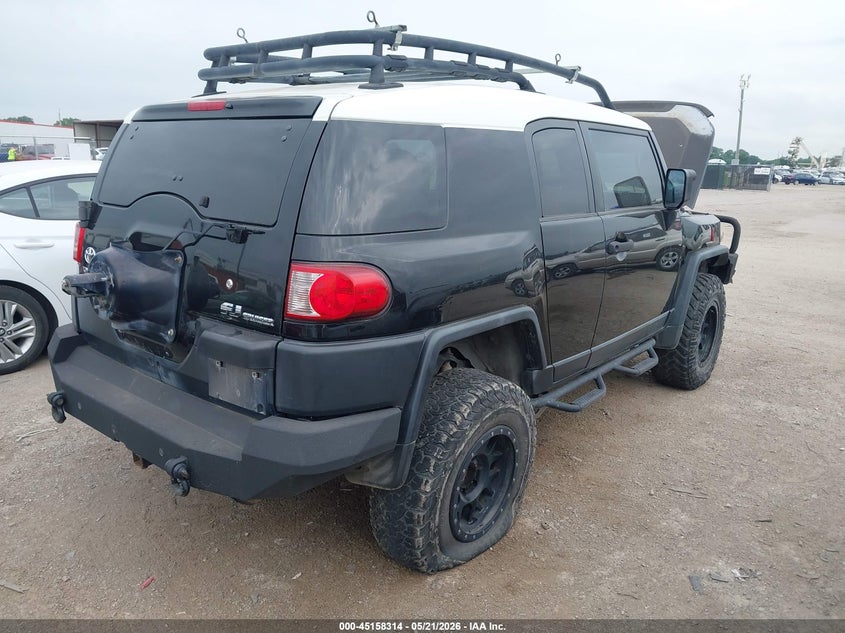 2010 Toyota Fj cruiser VIN JTEBU4BFXAK075506 IAAI salvage auction — HAIL, Original (Texas), sold $4,250 on 2026-07-28 (photo 4)