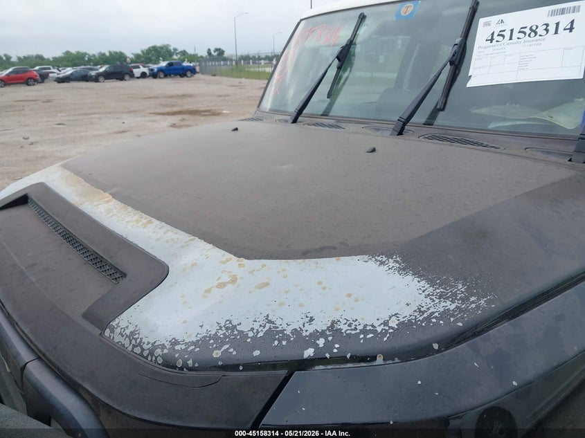 2010 Toyota Fj cruiser VIN JTEBU4BFXAK075506 IAAI salvage auction — HAIL, Original (Texas), sold $4,250 on 2026-07-28 (photo 6)