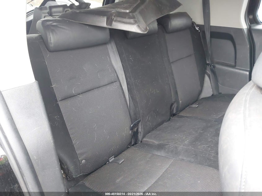 2010 Toyota Fj cruiser VIN JTEBU4BFXAK075506 IAAI salvage auction — HAIL, Original (Texas), sold $4,250 on 2026-07-28 (photo 8)