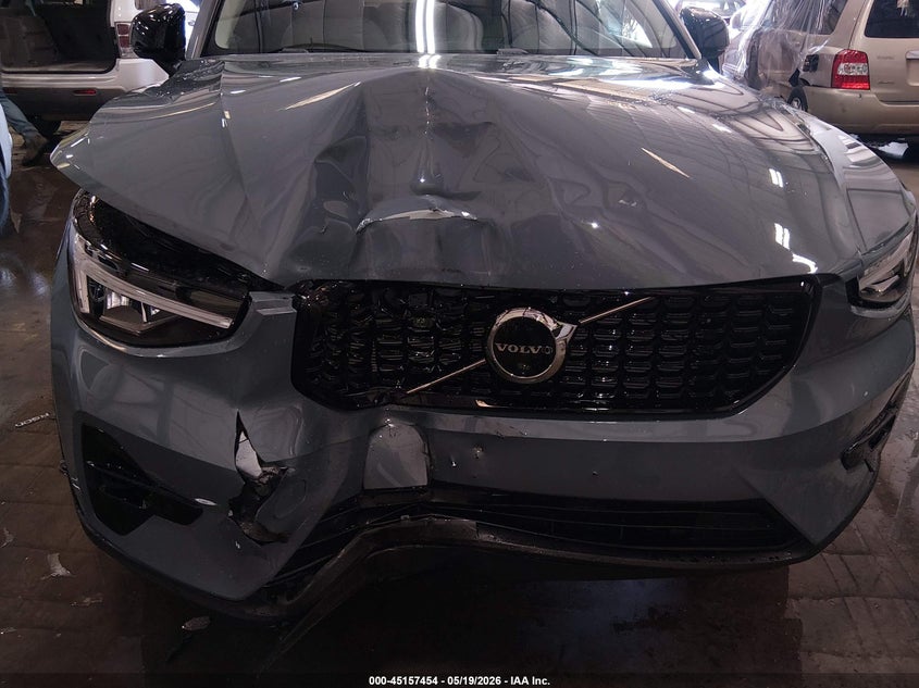 2023 Volvo Xc40 VIN YV4L12UW4P2061965 IAAI salvage auction — FRONT END, Salvage (Idaho), sold $8,700 on 2026-07-08 (photo 6)