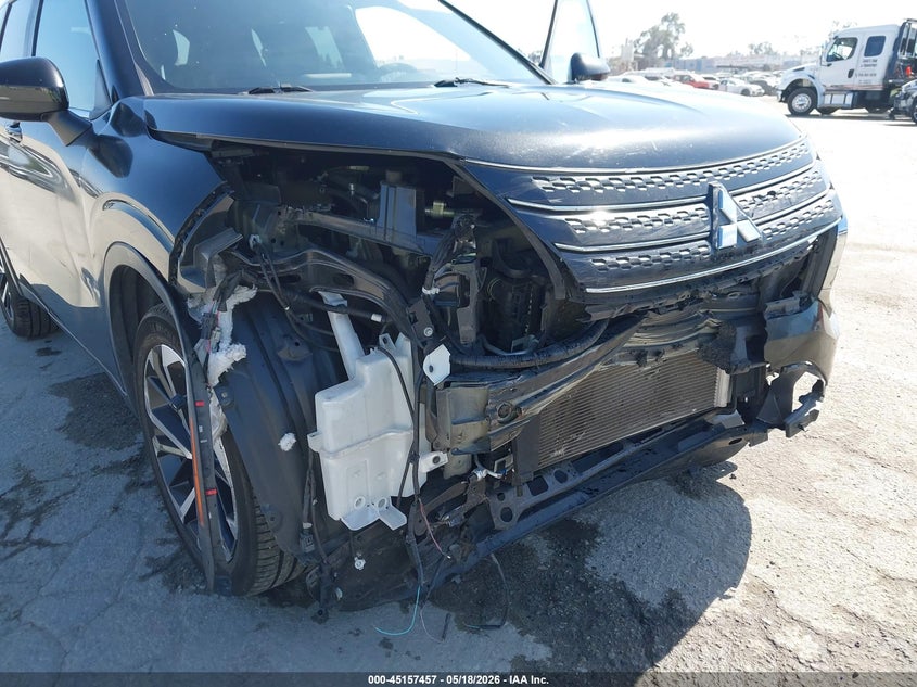 2022 Mitsubishi Outlander VIN JA4J4TA89NZ040329 IAAI salvage auction — RIGHT FRONT, Salvage (California), sold $6,225 on 2026-09-14 (photo 6)