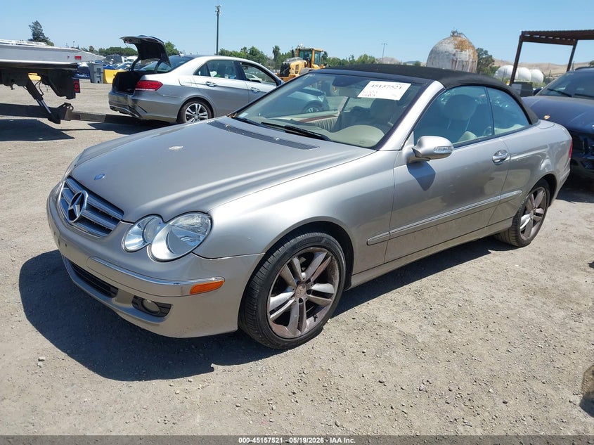 2008 Mercedes-benz Clk-class VIN WDBTK56F48F254186 IAAI salvage auction — RIGHT FRONT, Salvage (California), sold $1,150 on 2026-07-17 (photo 2)