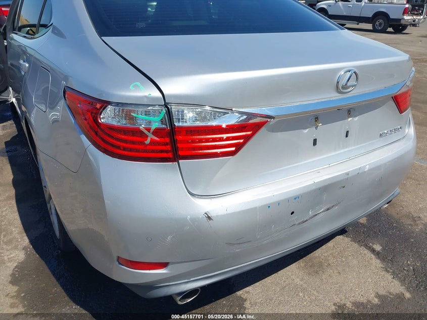 2013 Lexus ES VIN JTHBK1GG3D2002653 IAAI salvage auction — REAR END, Salvage (California), sold $4,150 on 2026-07-22 (photo 6)