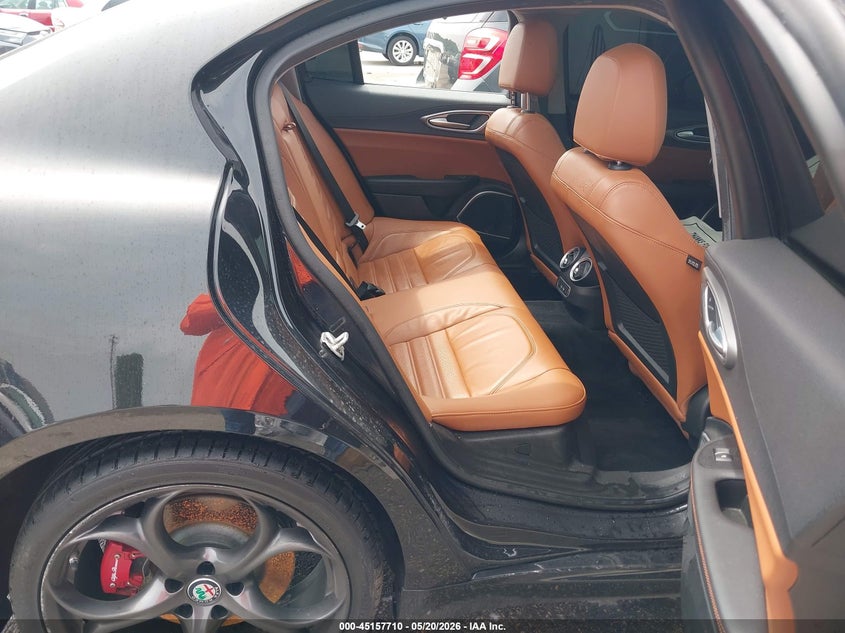 2019 Alfa romeo Giulia VIN ZARFANBN4K7602221 IAAI salvage auction — FRONT END, Salvage Title, sold $825 on 2026-08-17 (photo 8)