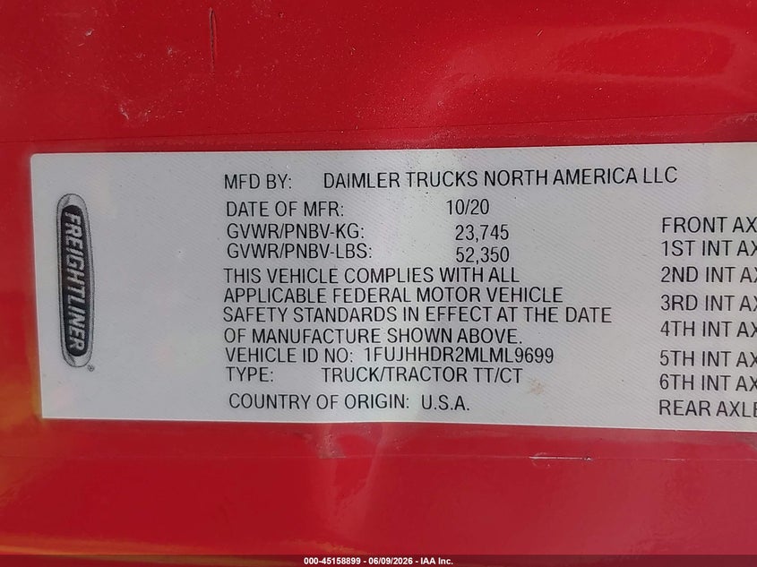 2021 Freightliner New cascadia 126 VIN 1FUJHHDR2MLML9699 IAAI salvage auction — ENGINE DAMAGE, Original (West Virginia), sold $12,500 on 2026-08-26 (photo 8)