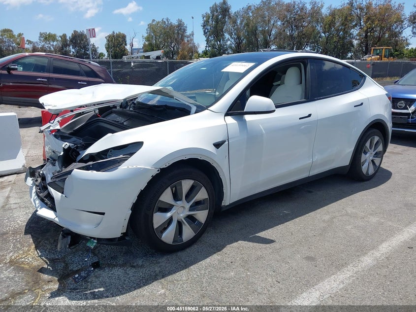 2023 Tesla Model y VIN 7SAYGDEE4PF630113 IAAI salvage auction — FRONT END, Salvage Title, sold $7,650 on 2026-09-03 (photo 2)