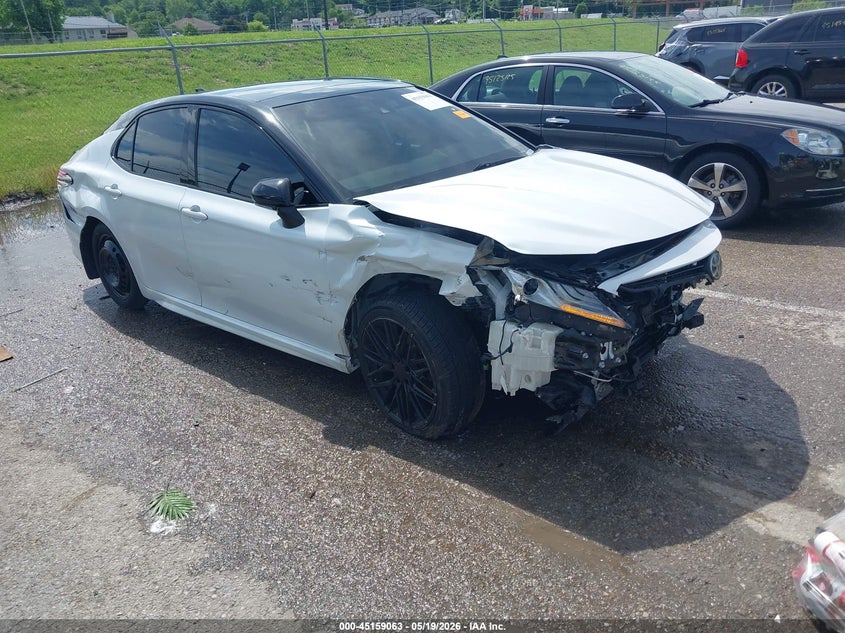 2019 Toyota Camry VIN 4T1B61HK9KU239766 IAAI salvage auction — FRONT END, Salvage (Illinois), sold $4,900 on 2026-07-25 (photo 1)