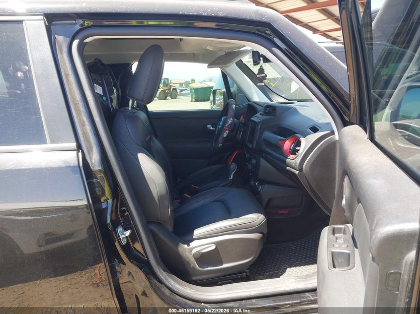 2020 Jeep Renegade VIN ZACNJBC19LPL34090 IAAI salvage auction — FRONT END, Salvage (Arizona), sold $2,725 on 2026-07-07 (photo 5)