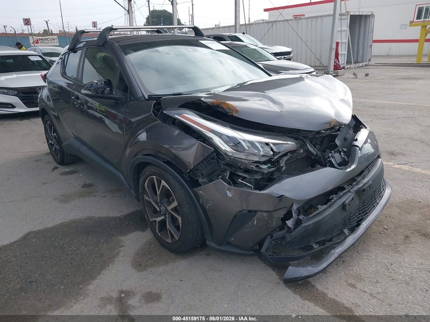 2020 Toyota C-hr VIN JTNKHMBX0L1084639 IAAI salvage auction — FRONT END, Salvage Title, sold $3,750 on 2026-07-15 (photo 1)